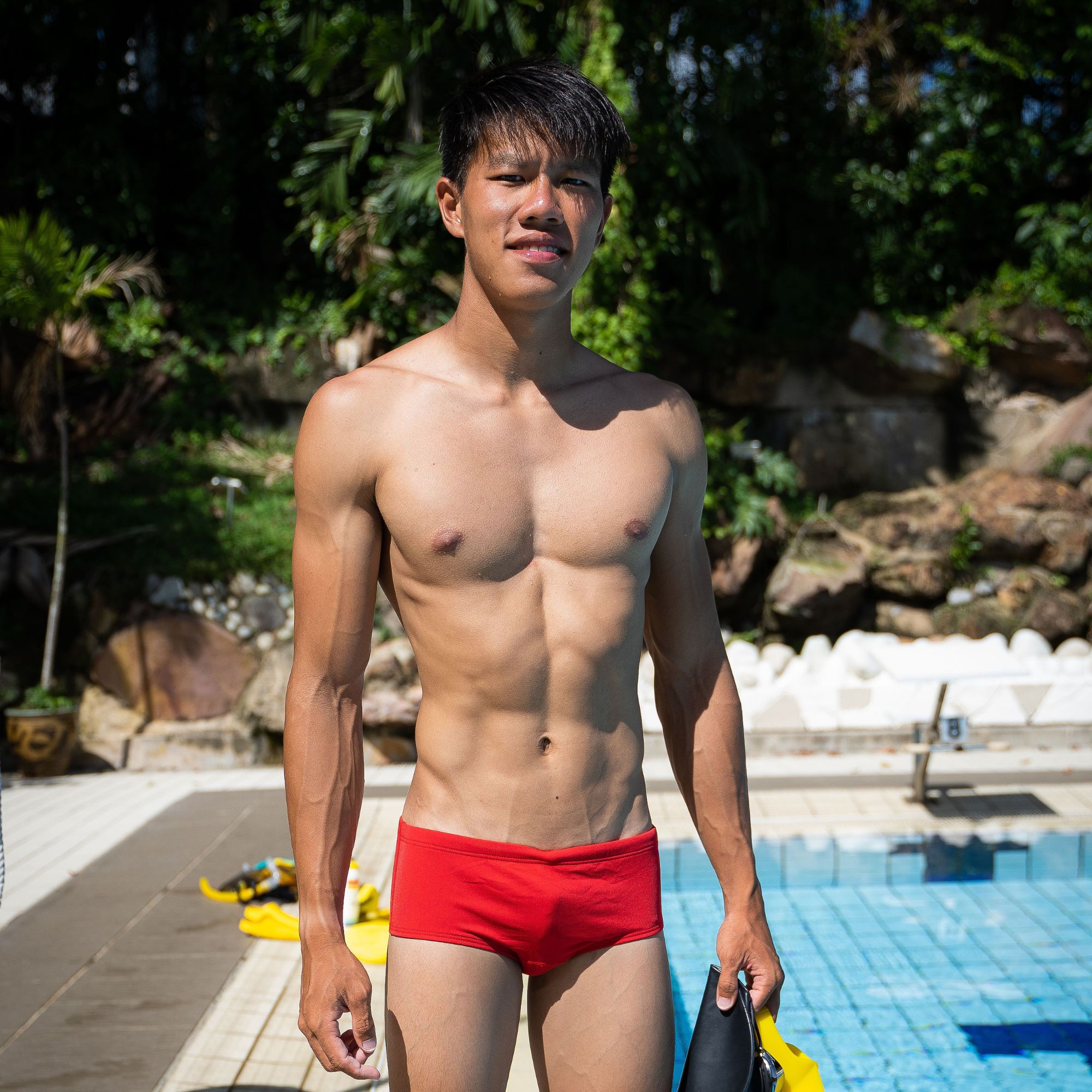 Herren Badehose Von Finis – Aqua Short In Rot, Größe 38, Perfekt Für Schwimmbad & Meer